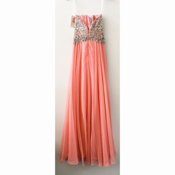 CINDERELLA 7968 Coral Dress size 4 - Picture 6 of 7